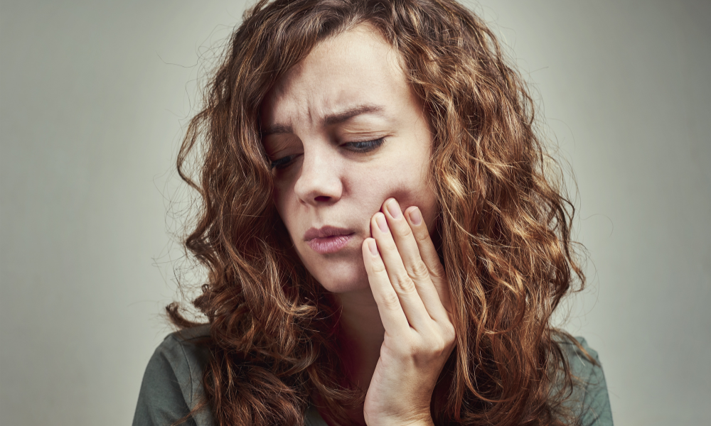 Ascesso dentale: cause, sintomi e trattamento